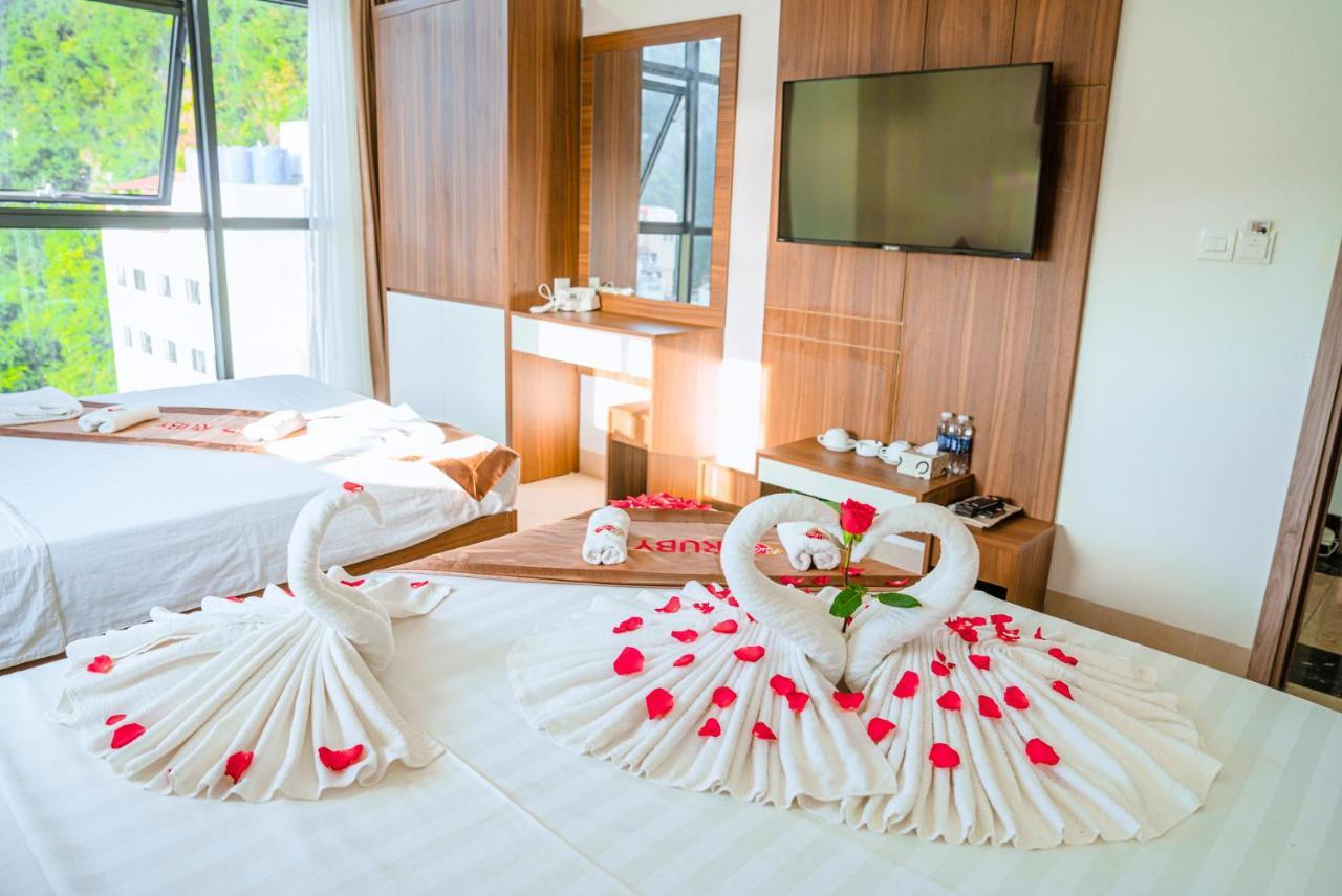 Hong Quang Hotel 깟바 외부 사진