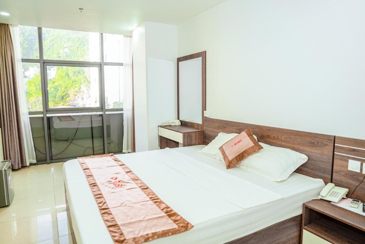 Hong Quang Hotel 깟바 외부 사진